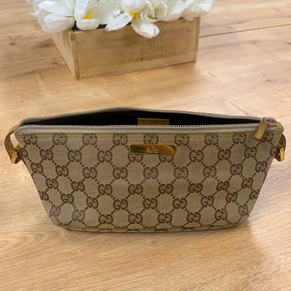 Gucci Authentic Pre-loved GG Monogram Canvas Pochette Boat Bag ✨Price Firm✨ - Picture 1 of 12